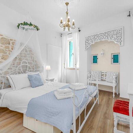Primavera Deluxe Studio Apartment Ровинь Экстерьер фото